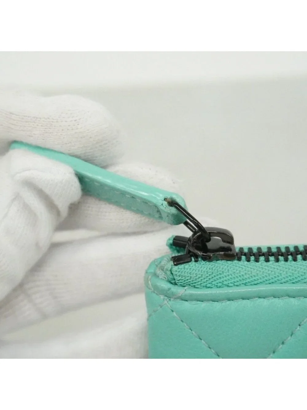 Chanel Pouch Quilted Lambskin Emerald Green